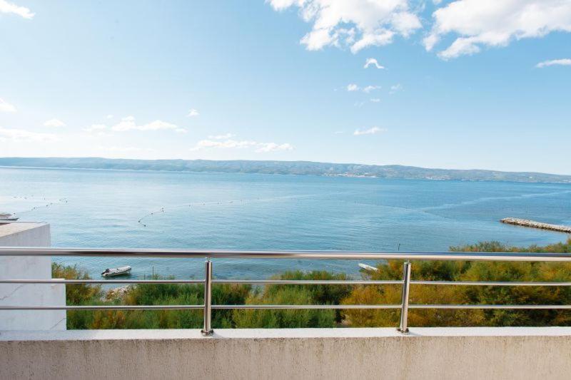 Filip Apartment Omiš Eksteriør billede
