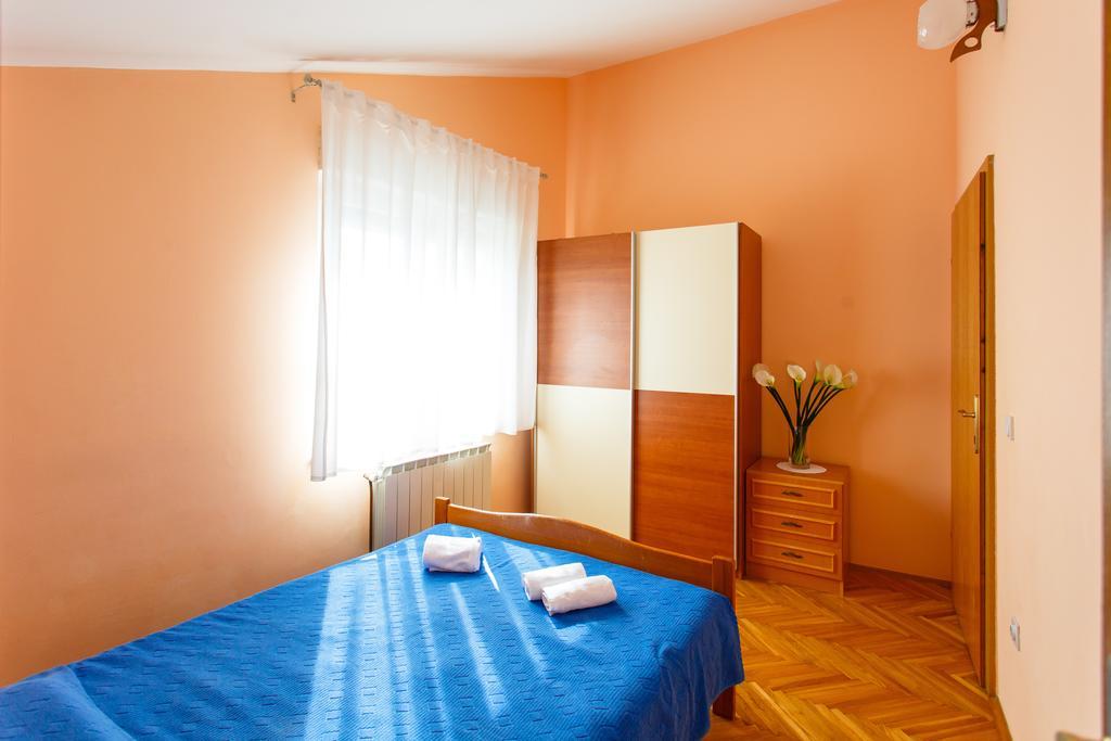 Filip Apartment Omiš Værelse billede