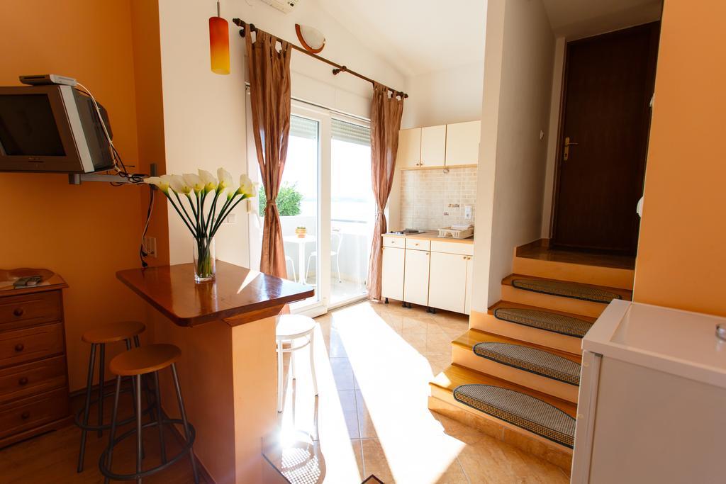 Filip Apartment Omiš Eksteriør billede